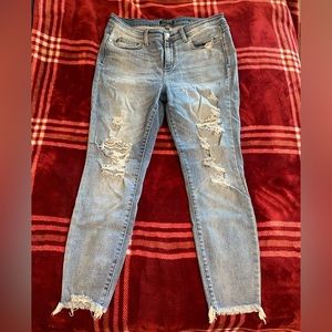 Judy Blue High Rise Distressed Skinny Jeans 15/32